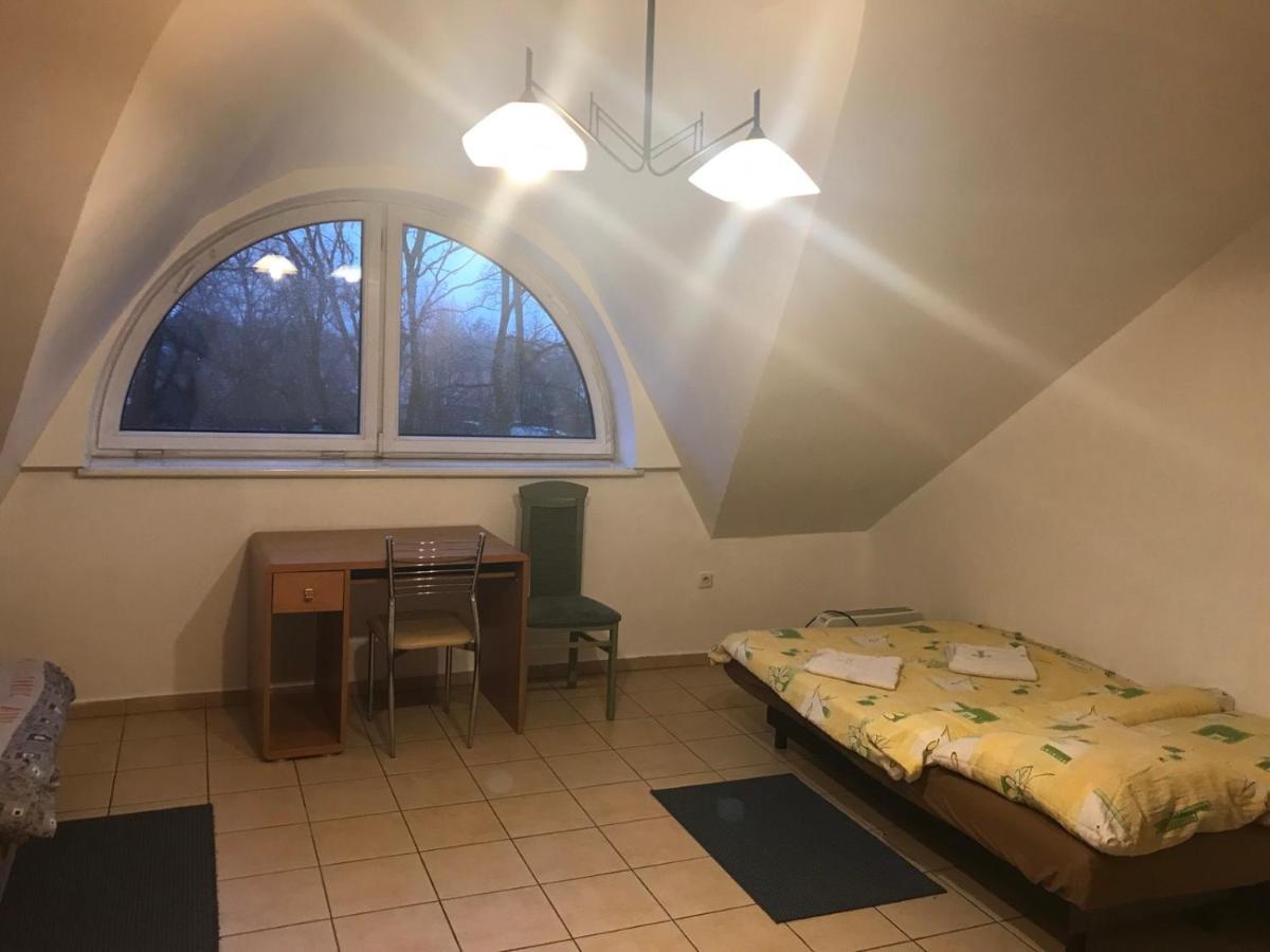 Pilgrims Place Hostel Czestochowa Exterior photo
